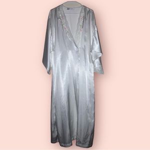 Floral Beaded Lace Robe